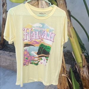 Rebellious One light yellow Graphic Welcome to Hawaii Tee